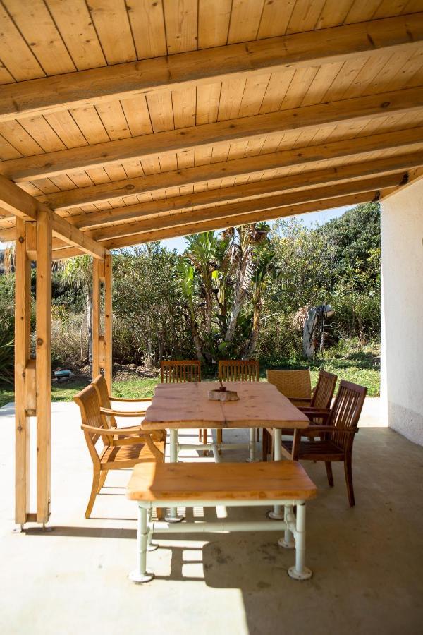 Mera Beachfront House - ฟาลาซาร์นา ภายนอก รูปภาพ