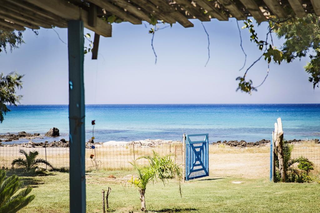Mera Beachfront House - ฟาลาซาร์นา ห้อง รูปภาพ